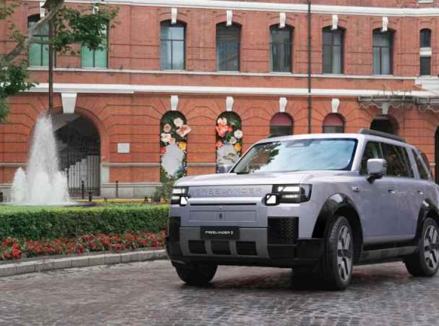 Image: Super Intelligent Valet Parking (SIVP): FREELANDER 8 Enables Effortless Parking for Daily Use